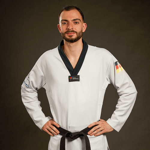 Deutscher Taekwondoin & DHGS-Studierender Iordanis Konstantinidis Deutscher Taekwondoin & DHGS-Studierender Iordanis Konstantinidis